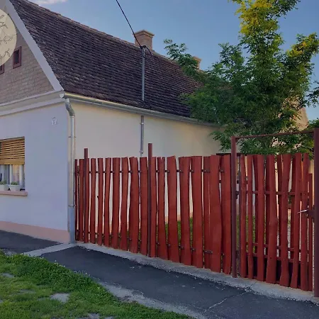 Holiday home Borbely Vendeghaz